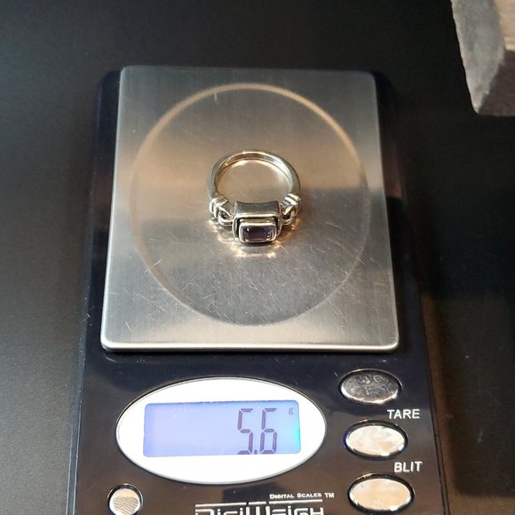 Size 8.25 925 Sterling Silver Unique Style Rectangle Amethyst Ring - Picture 8 of 8